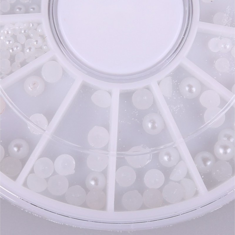 Carusel decor unghii perle albe marimi mix J215